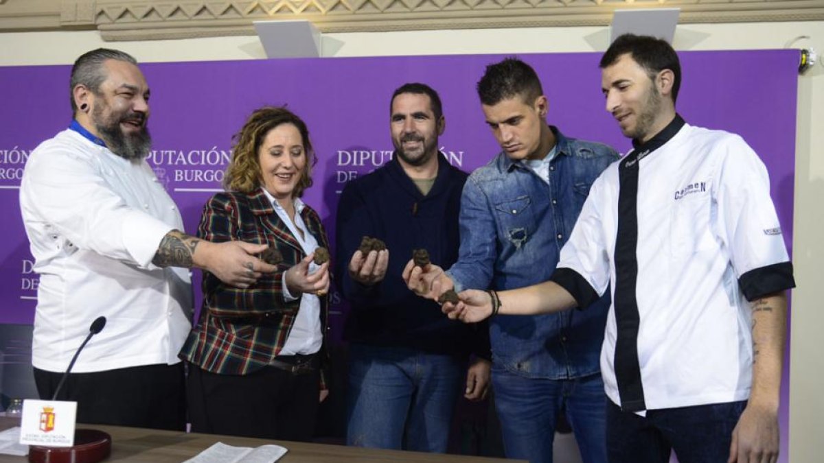 Un momento de la presentación de la nueva edición de la feria de la trufa negra.-R. O.