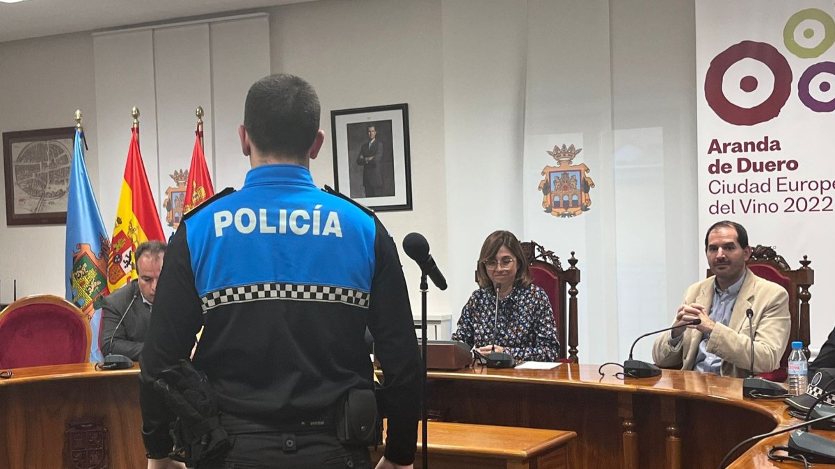 Tras años muy complicados, la Policía Local de Aranda crece