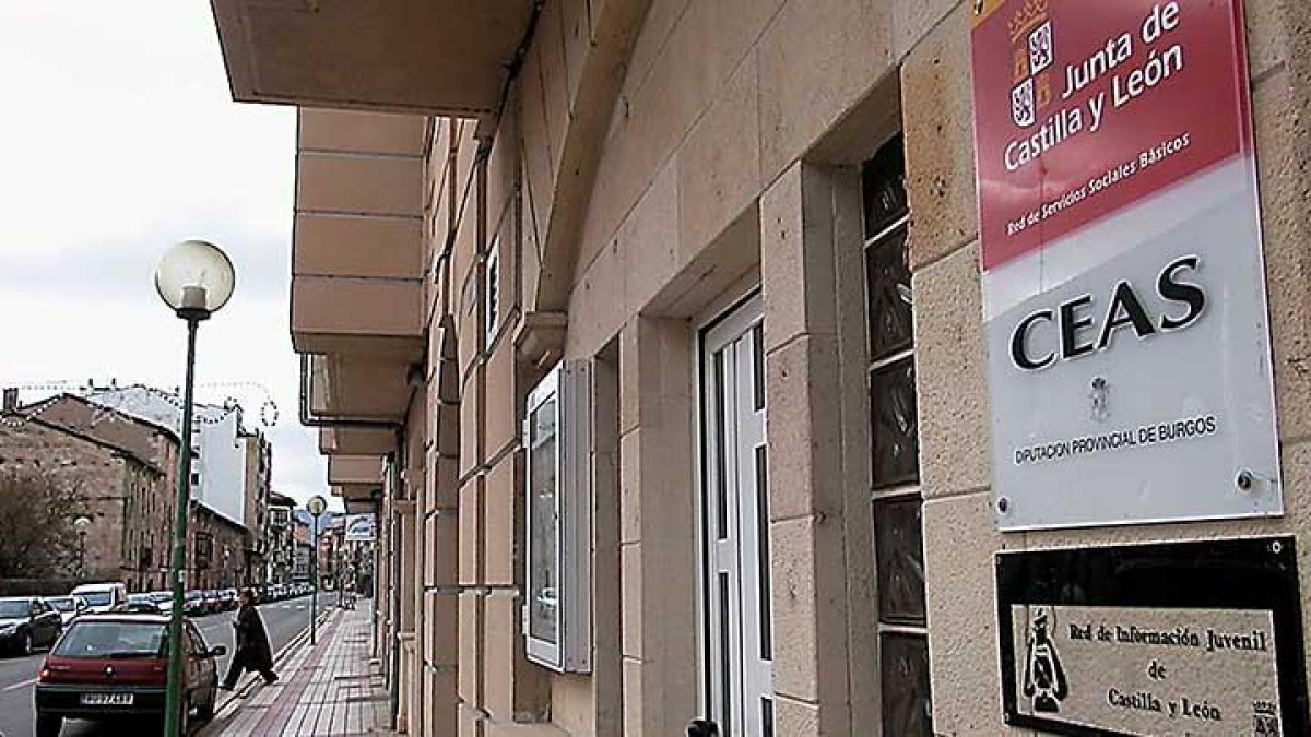 El servicio se coordinada en la mayoría de los casos, a través de los trabajadores sociales de los CEAS.-ECB