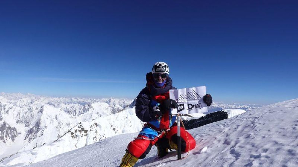 Sergi Mingote en la cima del Broad Peak, a 8.047 metros.-EL PERIÓDICO