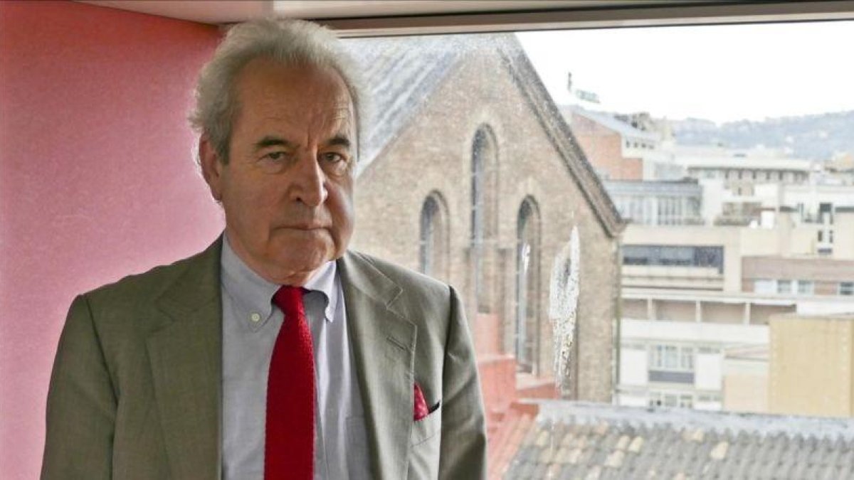 El escritor irlandés John Banville, en el CCCB.-CHRISTIAN MORALES