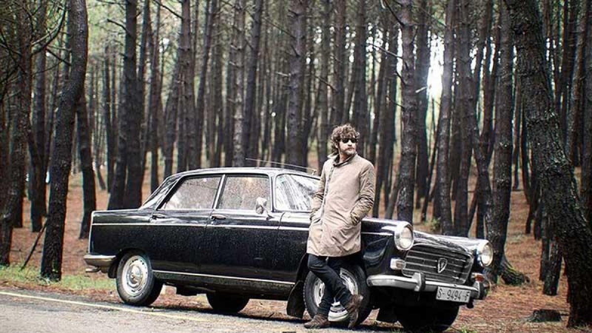 El músico Quique González en una de sus fotografías del último disco.-ECB