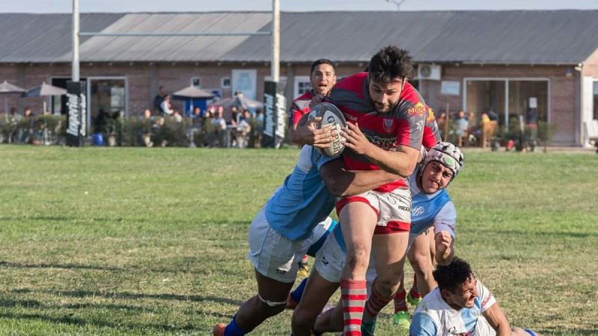 Matías Núñez se incorpora al  Aparejadores Rugby Burgos. ECB