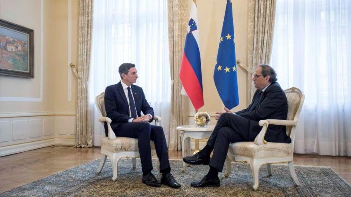 Fotografia facilitada por la Presidencia de la Generalitat del encuentro en Liubliana de Quim Torra con el presidente de Eslovenia Borut Pahor, el pasado 6 de diciembre.-EFE