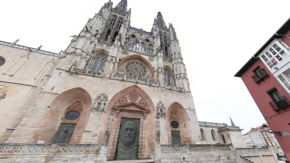 Recreación de las puertas de la Catedral de Antonio López. ECB