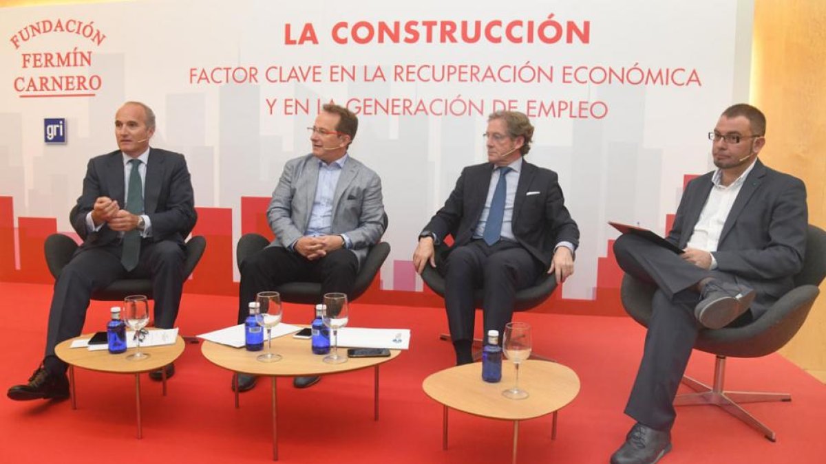 De izquierda a derecha: Julián Núñez, Pedro Hojas, Javier Vega y Luis Miguel Torres.-ICAL