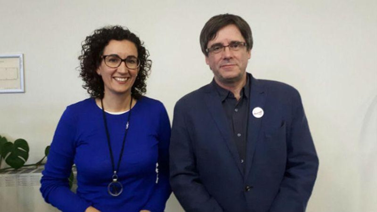 Marta Rovira y Carles Puigdemont, en una imagen reciente en Bruselas.-EL PERIÓDICO
