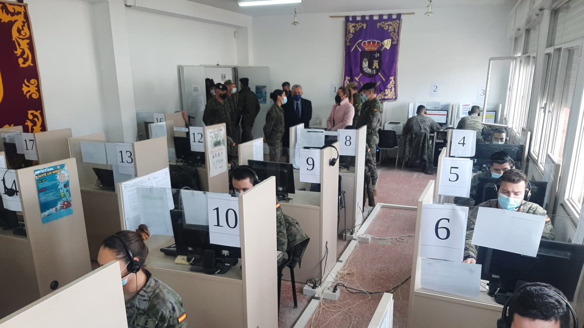 La Unidad de Vigilancia Epidemiológica del Ejército en la Base Militar de Burgos cuenta con 56 rastreadores.