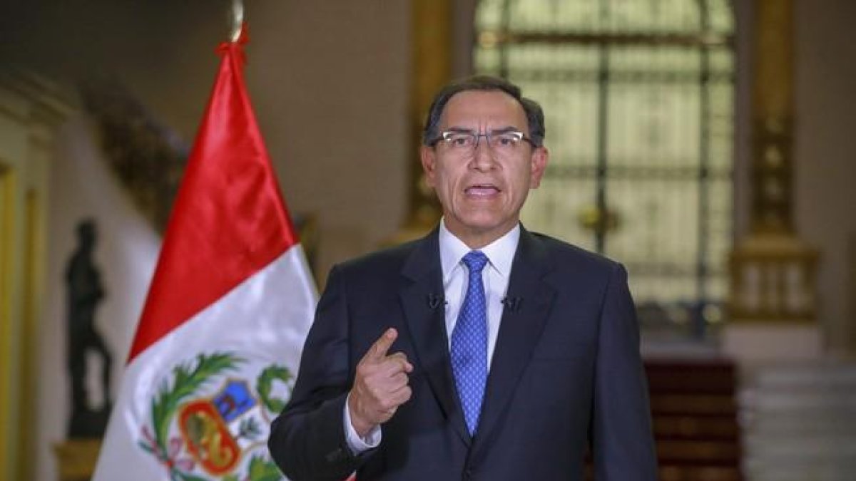 El presidente de Perú, Martín Vizcarra en mensaje a la nación.-AP / ANDRES VALLE