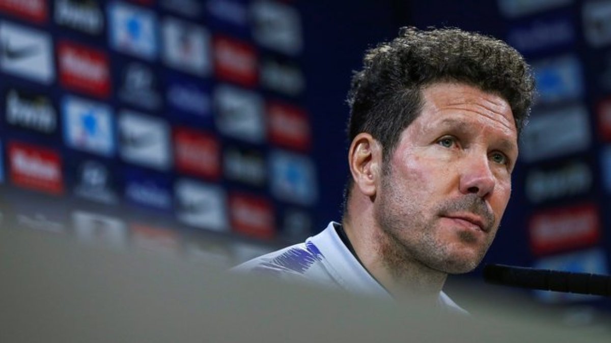 Diego Simeone, técnico del Atlético de Madrid, este viernes en rueda de prensa.-EFE