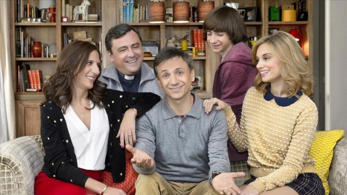 Equipo artístico de 'El hombre de tu vida', con Malena Alterio, Paco Tous, José Mota, Iñigo Navares y Norma Ruiz.-TVE