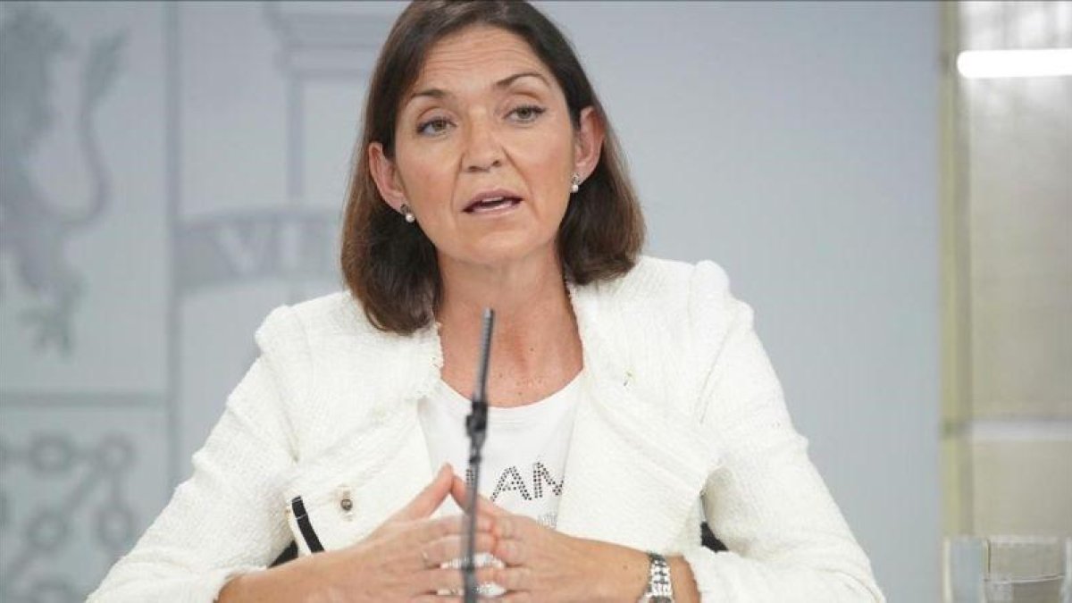 La Ministra de Industria Reyes Maroto en el Consejo de Ministros.-JOSE LUIS ROCA