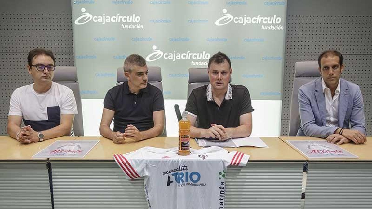 De izquierda a derecha, Palacios, De los Mozos, Cámara y Franco.-SANTI OTERO