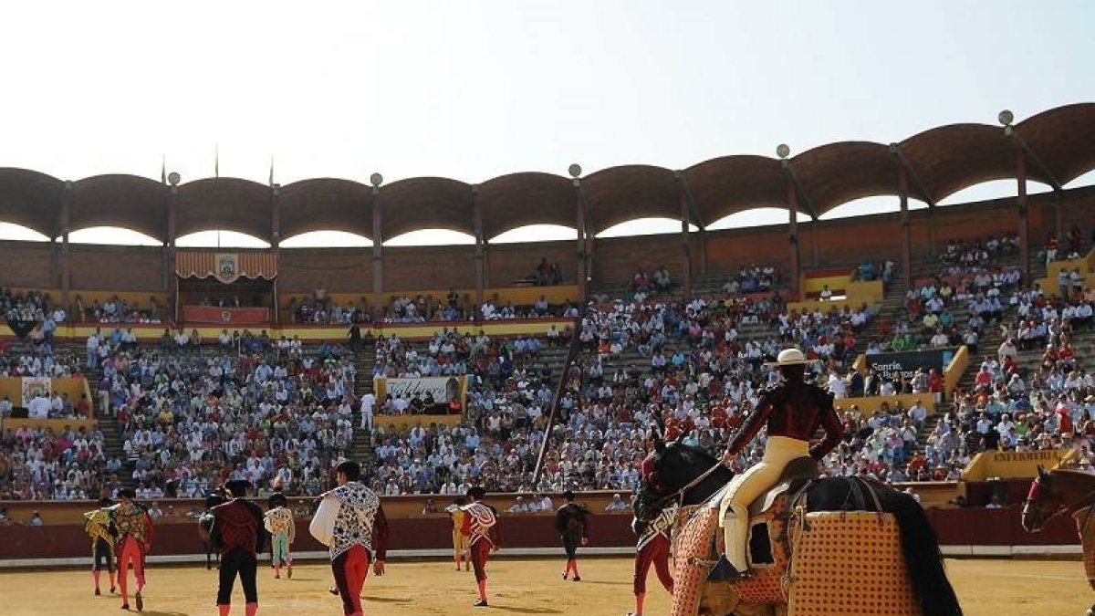 La plaza de El Plantío tendrá sobre la mesa su pliego de explotación antes de finalizar el año 2014.-JULIÁN LÓPEZ