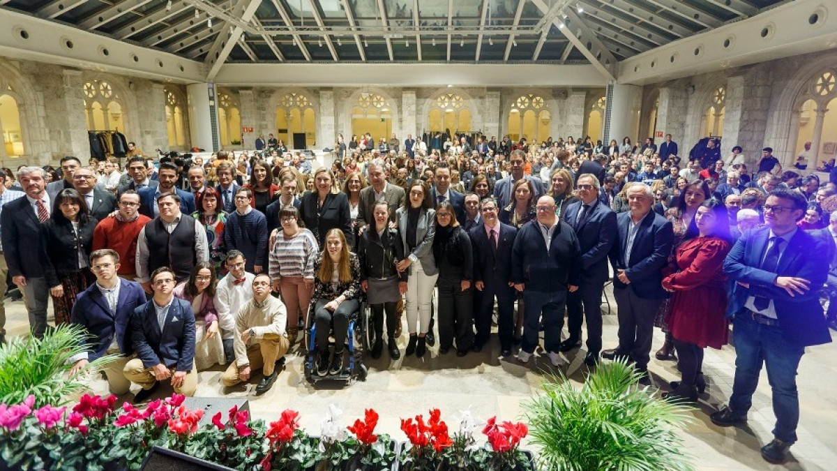 Gala de la Asociación Síndrome de Down - Club de Empresarios Estela en el hotel NH Palacio de Burgos. SANTI OTERO