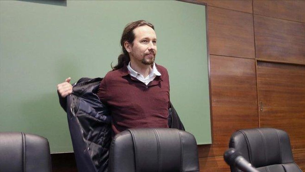 El secretario general de Podemos, Pablo Iglesias, participa como ex miembro del colectivo estudiantil UEP-ei en la charla La lucha antifascista en la Union de Estudiantes Progresistas -Estudiantes de Izquierdas-DAVID CASTRO