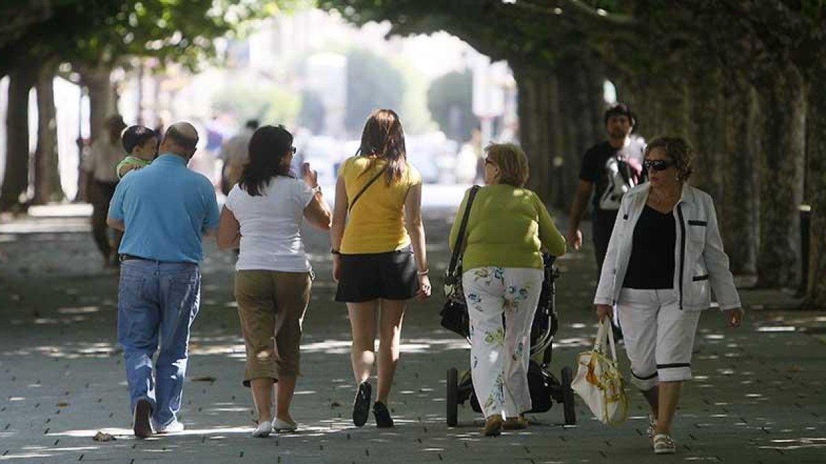 En la provincia existen 86.000 parejas formalizadas, 75.700 con vástagos-RAÚL G. OCHOA