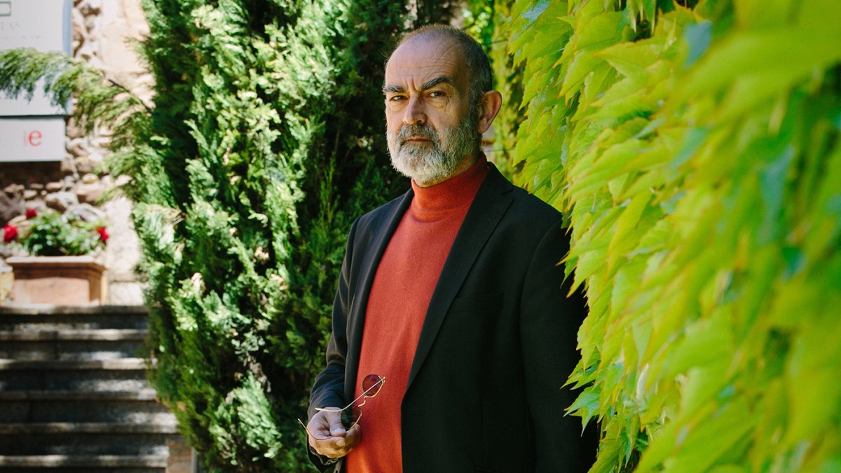 El escritor J. Á. González Sainz. CONCHA ORTEGA / ICAL