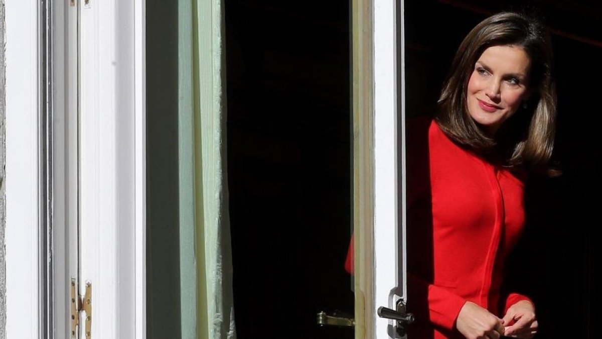 La reina Letizia, en el Palacio de la Zarzuela, este jueves.-/ EFE / CHEMA MOYA