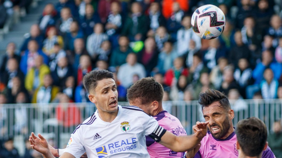 Elgezabal, durante el partido contra el Tenerife. SANTI OTERO