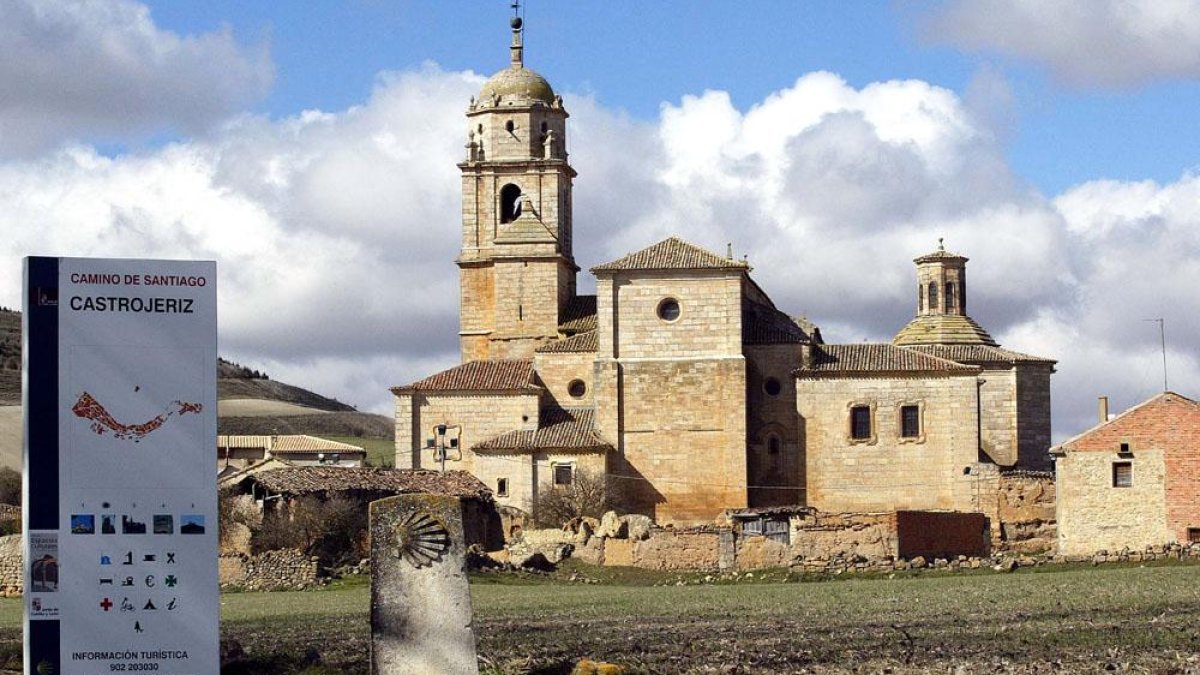 El Camino de Santiago tiene una importancia vital para la vida de la villa.-ECB