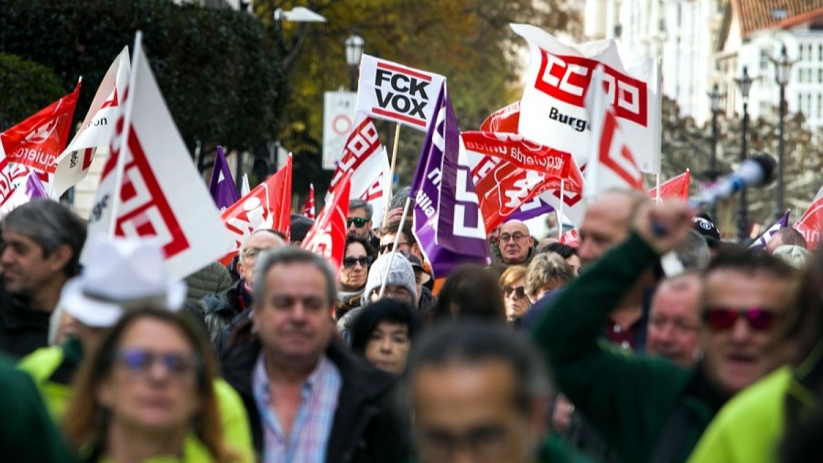 Manifestación de CCOO y UGT en Burgos contra la Junta de Castilla y León. TOMÁS ALONSO
