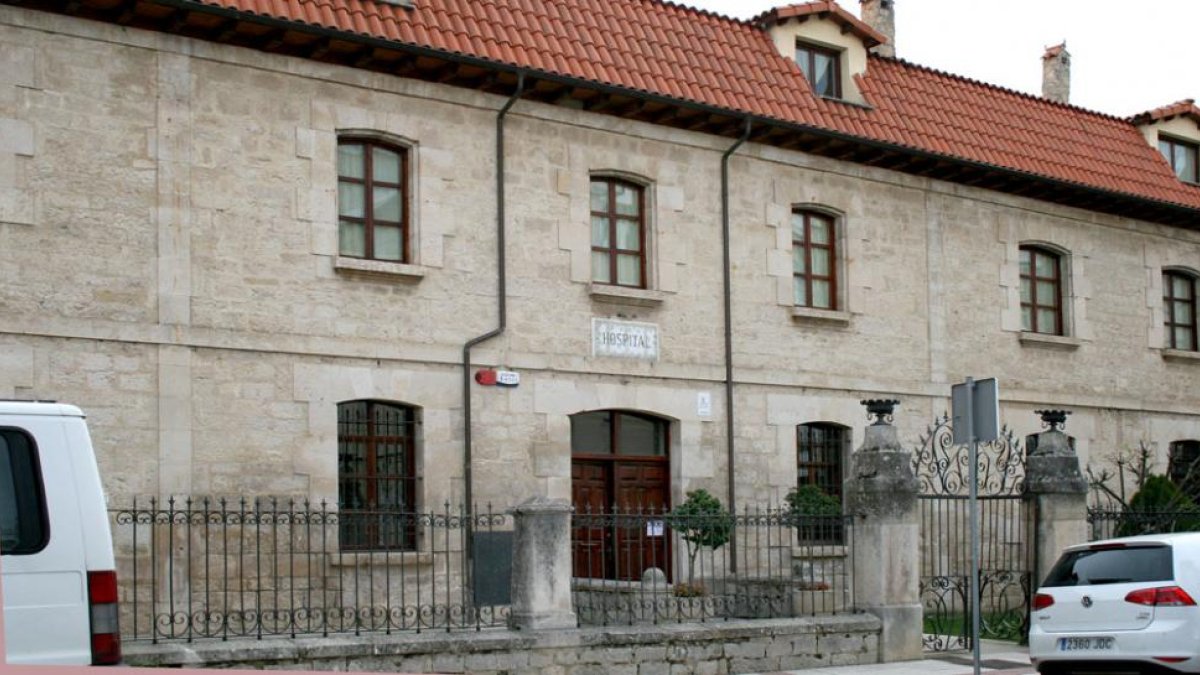 El antiguo hospital, de propiedad municipal, fue objeto de rehabilitación por parte de la Escuela Taller.-ECB