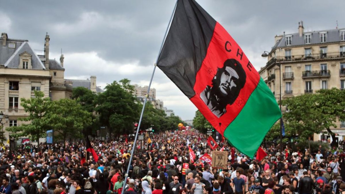 Manifestación en París este martes.-THIBAULT CAMUS / AP