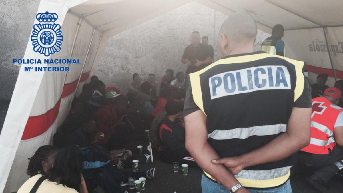 -POLICÍA NACIONAL