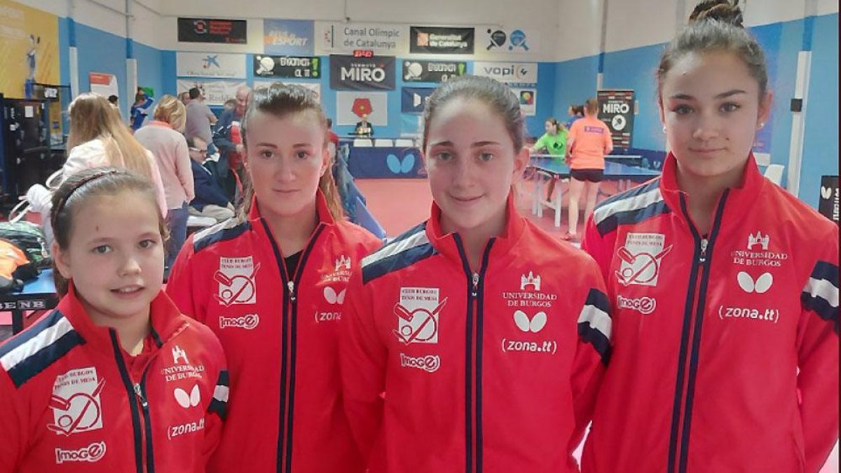 Plantilla del UBU TPF femenino que disputa la fase de ascenso a Superdivisión en Reus.-TWITTER / @BURGOSTM