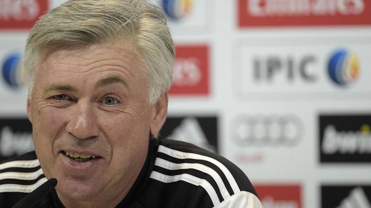 Ancelotti, en la sala de prensa de Valdebebas.-Foto: AFP / GERARD JULIEN