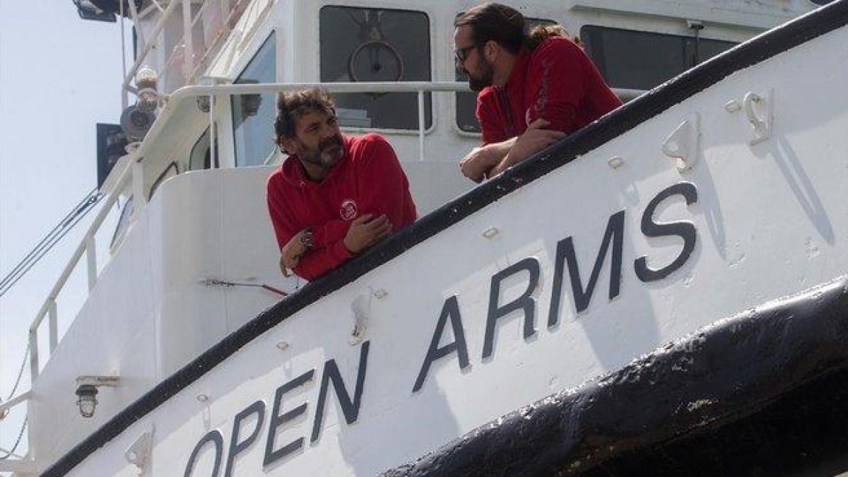 Oscar Camps, fundador y director de Pro Activa Open Arms, en su barco-/ QUIQUE GARCIA (EFE)