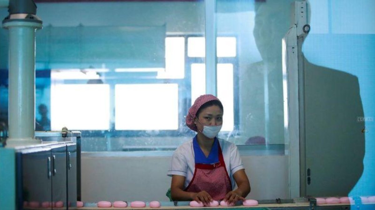 De acuerdo con los datos incluidos, 10,3 millones de personas sufren inseguridad alimentaria en el país, desnutrición y falta de acceso a los servicios básicos.-EFE / HOW HWEE YOUNG