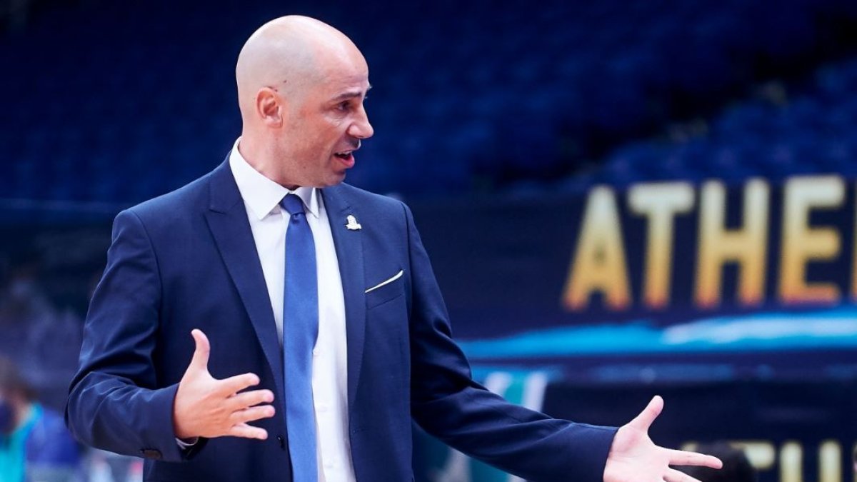 Joan Peñarroya confía ciegamente en las opciones de que su equipo dé la campanada en Atenas. SAN PABLO