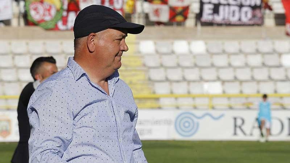 Mandiola sigue con atención el choque de ayer-Santi Otero