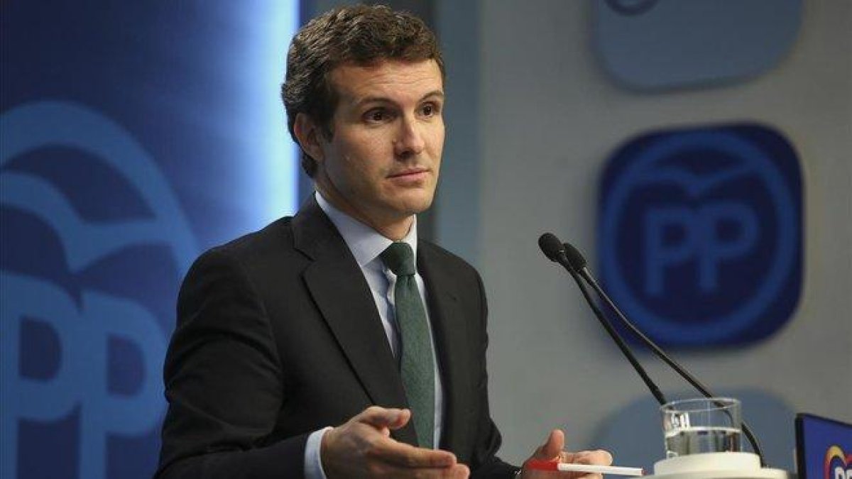 Pablo Casado durante la rueda de prensa que ofrecida tras la reunión del Comité Ejecutivo Nacional.-DAVID CASTRO