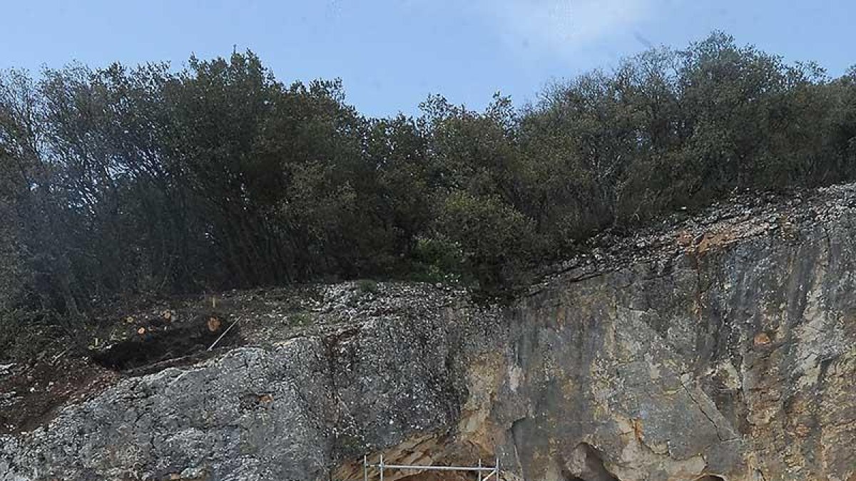 En el yacimiento de Cueva Fantasma se va a realizar un amplio sondeo en extensión durante esta campaña.-I. L.MURILLO