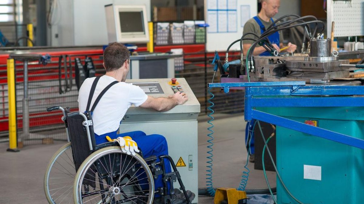 El programa ‘Más Empleo’ de la Fundación Bancaria ‘la Caixa’, en colaboración con la Fundación Lesmes, ha atendido a un total de 241 personas.-ECB