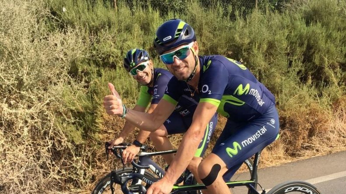 Alejandro Valverde entrena por las carreteras de Murcia.-EL PERIÓDICO (ALEJANDRO VALVERDE)