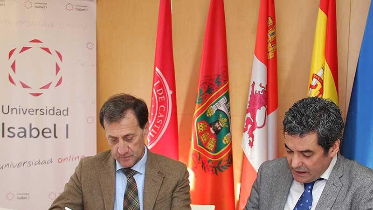 Alberto Gómez Barahona firmó por la Ui1 y Óscar Sáez, por Ibermutuamur.-