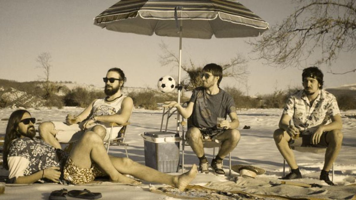 De izquierda a derecha, Nacho Moreno, Luis Rodríguez, Kike Mejías y Alberto Ortega. Cuatro forajidos cowboys plantando cara al frío polar de nuestra tierra.-ECB