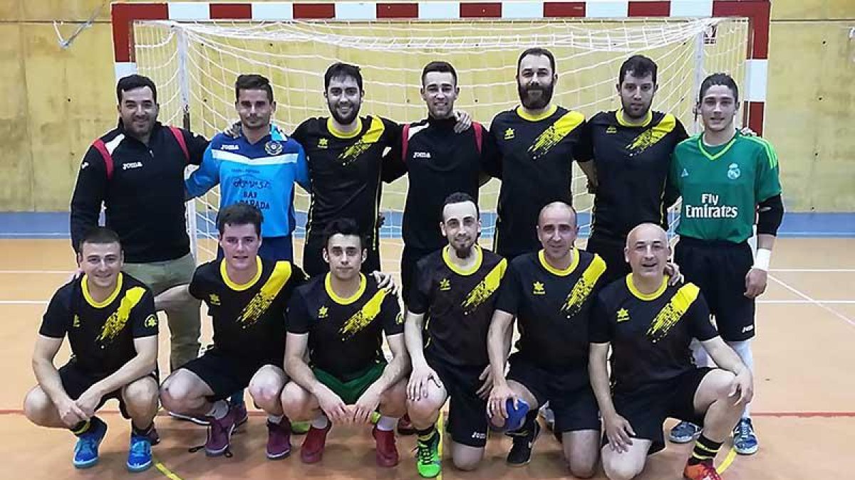 Plantilla del Bar Salo, que se proclamó el domingo vencedor de la Copa Masculina-ECB