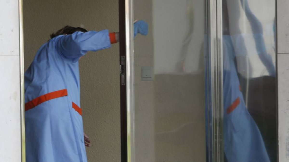 En algunas actividades de servicios, como en limpieza o en hostelería, preocupa la economía sumergida.-RAÚL G. OCHOA