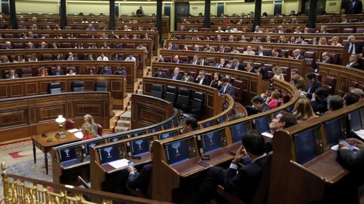 Reunión del pleno del Congreso de los Diputados de este martes.-JOSÉ LUIS ROCA