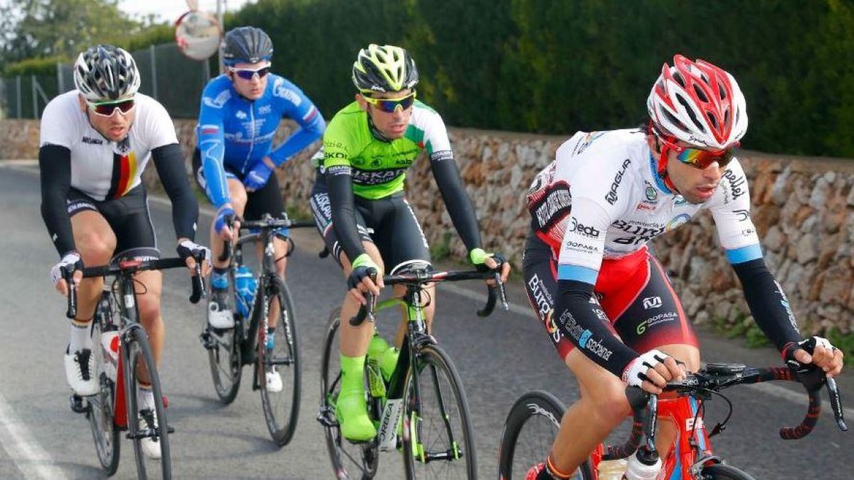 Pablo Torres durante una escapada en la Challenge de Mallorca.-PHOTO GOMEZ SPORT