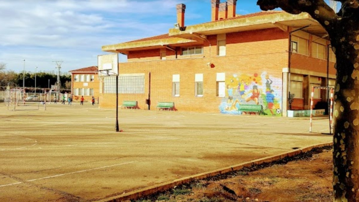 Colegio Santa María en Aranda. ECB