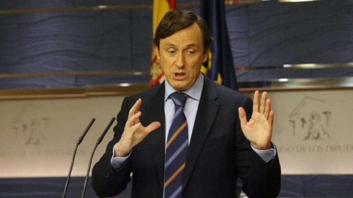 Rafael Hernando, en una rueda de prensa.-JUAN MANUEL PRATS