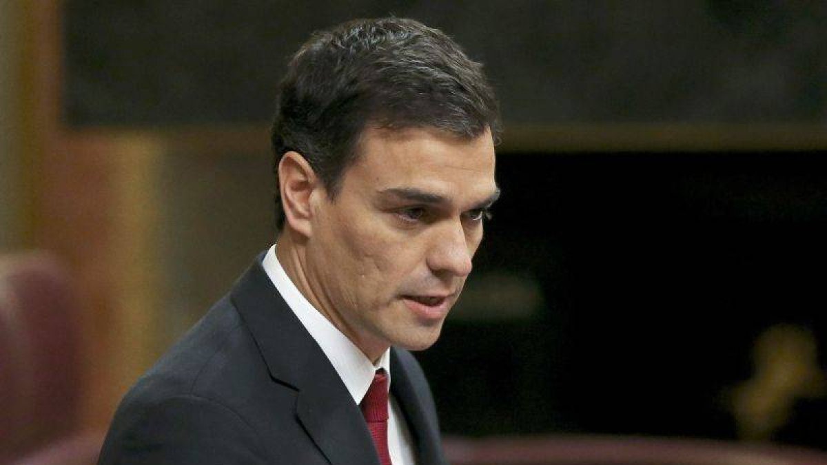 El líder del PSOE, Pedro Sánchez, durante su intervención hoy en el pleno del Congreso.-Foto: EFE