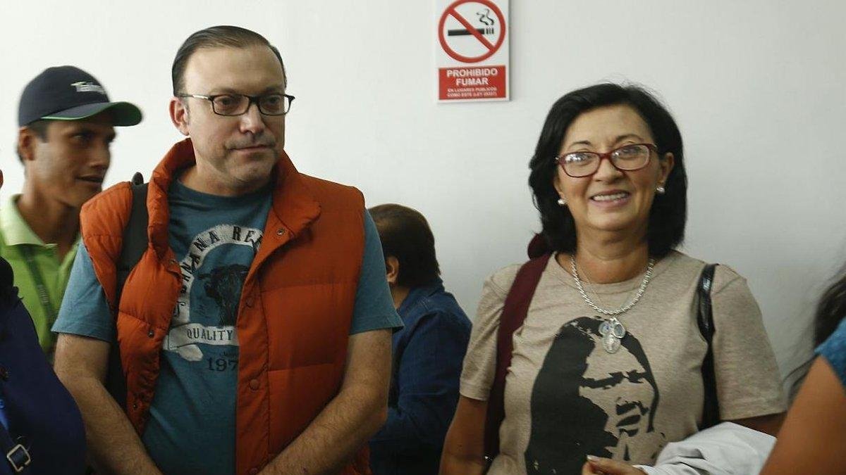 Ana Herz de Vega y Pier Figari, asesores detenidos-