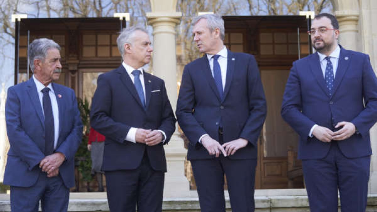 Miguel Ángel Revilla, Íñigo Urkullu, Alfonso Rueda y Adrián Barbón.-E. P.